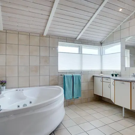 Thrugot - From The Sea In Western Jutland By Interhome Casa de Férias Bjerregård